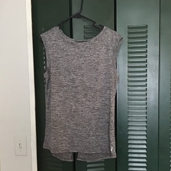 🔥5 for $25🔥 RBX tank - Picture 1 of 3